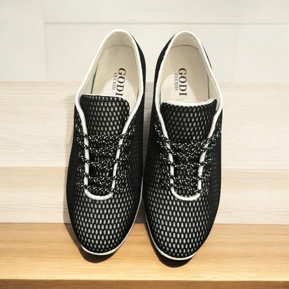 GODI CCCXIII Edsel Low Top Sneakers Black & White | Unisex Sizing - Picture 1 of 11